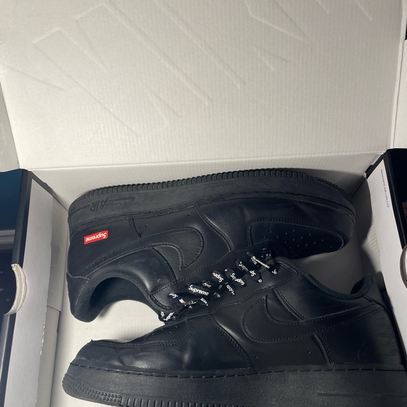 Nike Supreme AF1 size US 10 men’s - Picture 8 of 8